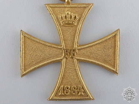 Military Merit Cross, Type III, II Class (for women, in bronze) Obverse