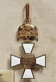 Hungarian Order of Merit, Grand Cross, Civil Division (with Holy Crown)