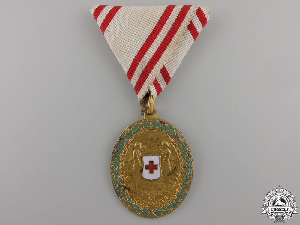 Bronze+medal+%28with+war+decoration%29+obverse