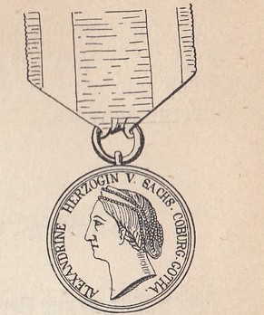 Medal for Female Merit, Type I, in Gold Obverse