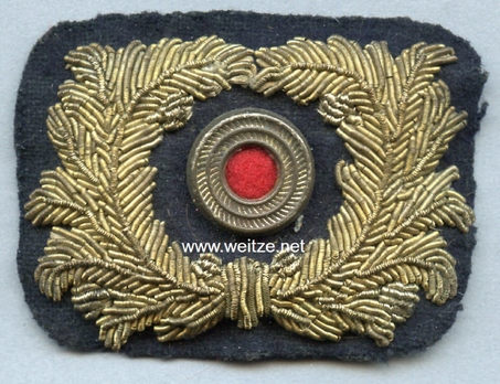 Zollgrenzschutz Gold Embroidered Wreath & Cockade Insignia Obverse