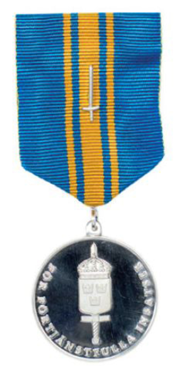 Forsvarsmaktens fortjanstmedalj i silver med svard1