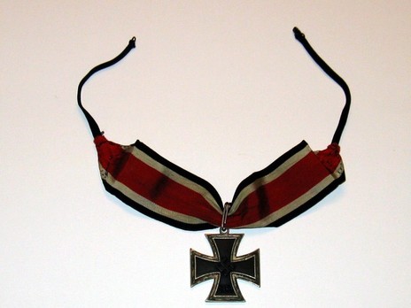 Knight's Cross of the Iron Cross, by C. E. Juncker (unmarked, non-magnetic) Obverse