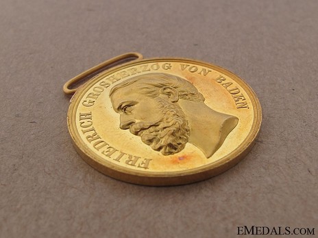 Civil Merit Medal in Gold, Small, Type VI (1882-1908) Obverse