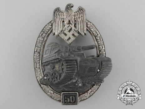 Panzer Assault Badge, "50", in Silver (by Juncker) Obverse