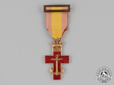 1st Class Cross (red distinction) Obverse