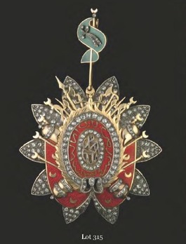 Order of the Fundamental Pact, Grand Cross