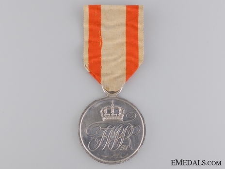 General Honour Medal, Type II, II Class (unstamped version, in silvered bronze) Obverse