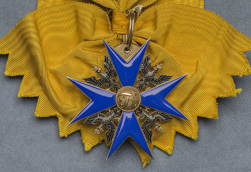 High Order of the Black Eagle, Cross (in gold, early version) Obverse