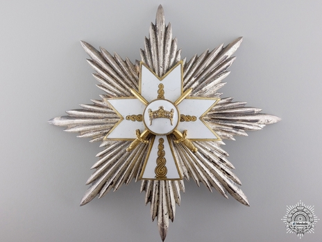 Grand Cross Breast Star (with swords) Obverse