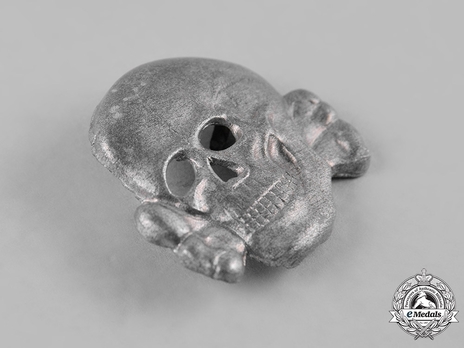 Allgemeine SS Metal Cap Death's Head Type II, unmarked (aluminum) Obverse
