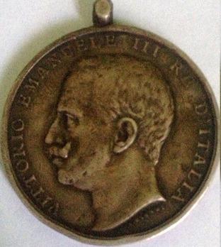 Bronze Medal (stamped "L. GIORGI") Obverse