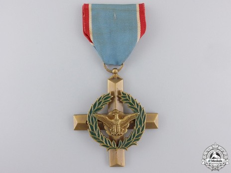 Air Force Cross Obverse with Ribbon