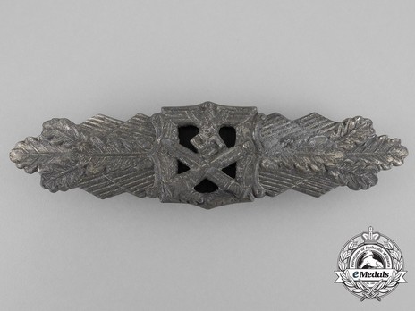 Close Combat Clasp, in Silver, by R. Souval Obverse