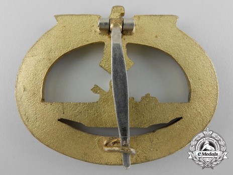 Submarine War Badge, by Unknown Maker: C. E. Juncker attributed (in tombac) Reverse