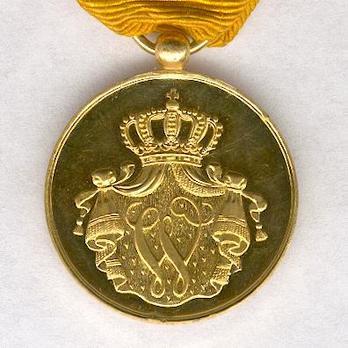 Gold Medal (for 36 Years, 1928-1951) Obverse