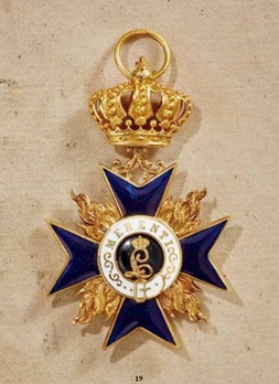Order of Military Merit, Civil Division, III Class Cross (with crown) Obverse