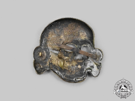 Allgemeine SS Metal Cap Death's Head Type II, by Deschler Reverse