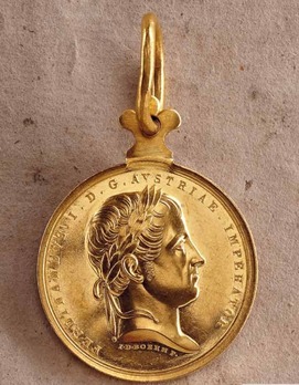 Civil Honour Medal "MERITIS", Type I, III Class Gold