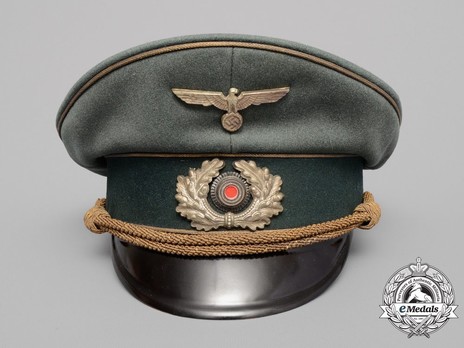 German Army General's Pre-1943 Visor Cap (with metal insignia) Front