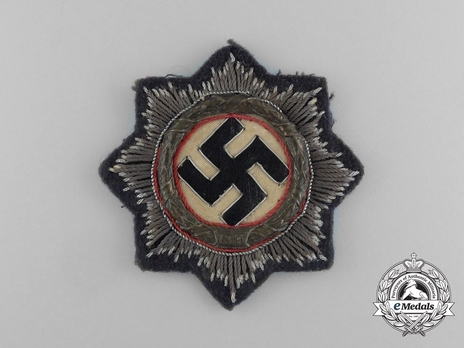 German Cross, in Gold, in Cloth (Luftwaffe/Air Force) Obverse
