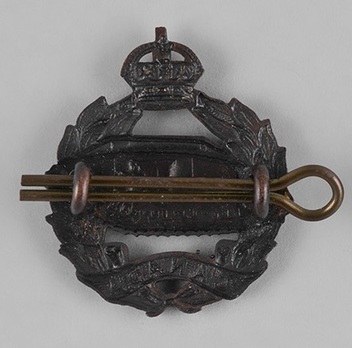 Canadian Armoured Corps Collar Badge Reverse