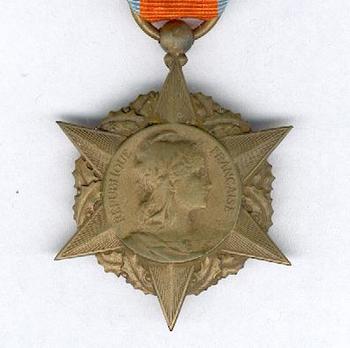 Bronze Medal (stamped "A. RIVET") Obverse