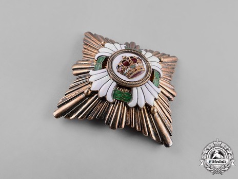Order of the Yugoslav Crown, Grand Cross Breast Star Obverse