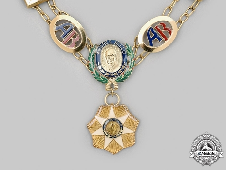 Order of Andres Bello, Collar