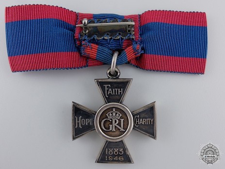II Class Medal (1937-1948) Reverse