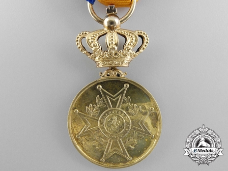Order of Orange-Nassau, Civil Division, Gold Medal Reverse
