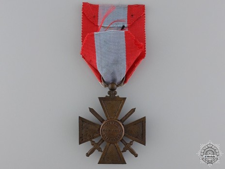 Bronze Cross (with bronze star clasp) Reverse