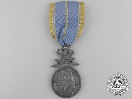 Medal of Aeronautical Virtue, Military Division, II Class (wartime) Obverse