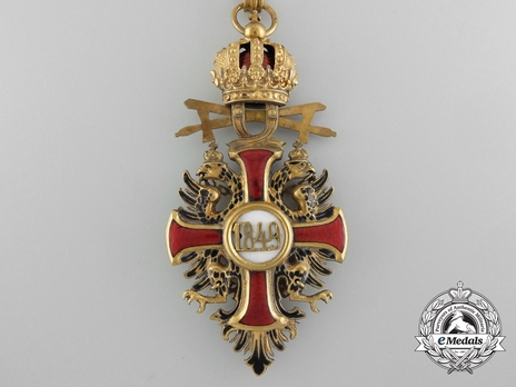 Type II, Military Division, Commander (with gold swords) Reverse