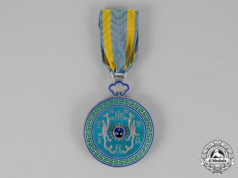 Order of the Double Dragon, Type I, IV Class Obverse