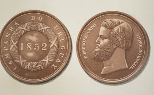 Medal for Uruguay, Zinc Medal Obverse and Reverse