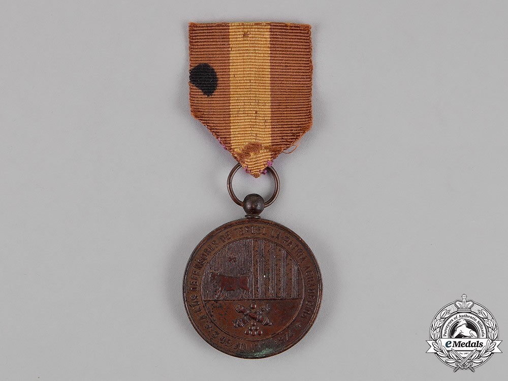 Medal+of+teruel%2c+obv+on+ribbon