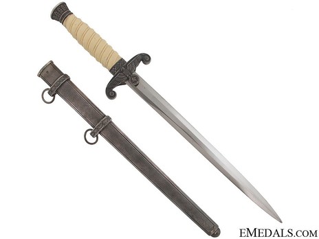 German Army F. W. Höller-made Officer’s Dagger Obverse with Scabbard
