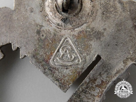 Infantry Assault Badge, by Unknown Maker: AS in Triangle (in silver) Detail