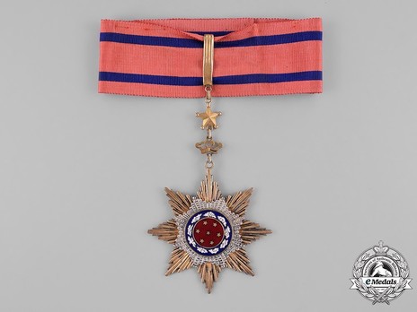 Order of United Glory, III Class Sash Badge Obverse