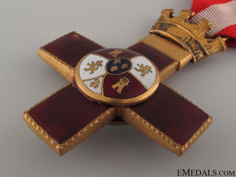 1st Class Cross (red distinction) (bronze gilt) Obverse