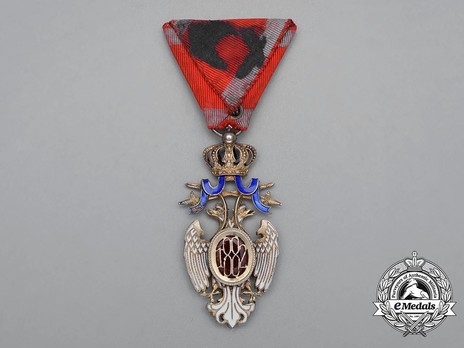 Order of the White Eagle, Type III, Military Division, IV Class Reverse