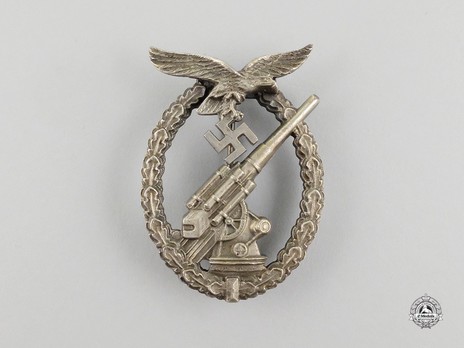 Luftwaffe Flak Badge, by C. E. Juncker (in tombac) Obverse