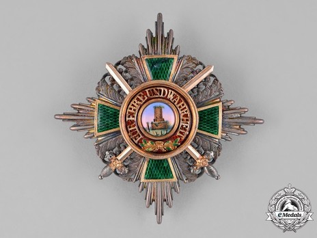 Order of the Zähringer Lion, Commander Breast Star with Swords Obverse