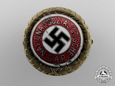 NSDAP Golden Party Badge, with Date of Issue (small) Obverse