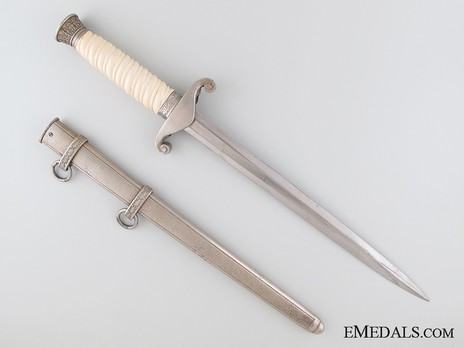 German Army Unmarked White Grip Officer’s Dagger Reverse with Scabbard