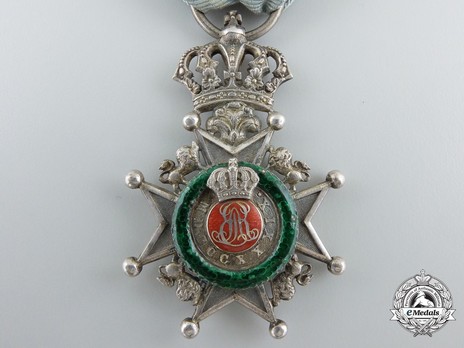 Royal Guelphic Order, IV Class Cross (EAR version) Reverse