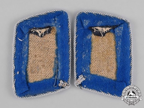 Luftwaffe Flying Troops Hauptmann Collar Tabs (Reserve version) Reverse
