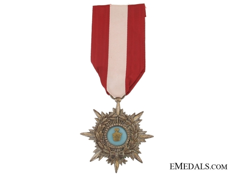 Order of Sciences (Nishan-i-Danesh), II Class Obverse