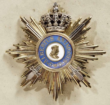 Albert Order, Type II, Military Division, Golden Grand Cross Breast Star (with crown) Obverse